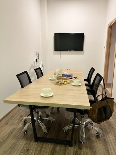 Ofis masaları: Yeni, Dördbucaq masa — 9