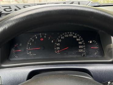 corola: Toyota Corolla: 2002 г., 1.6 л, Механика, Бензин, Хэтчбэк — 7