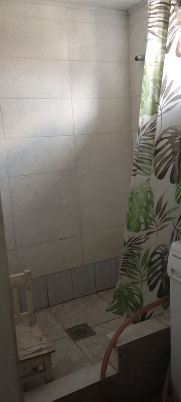 Продажа квартир: 2 комнаты, 45 м², 1 этаж — 4