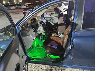 toyota echo 2000: Toyota Echo: 2001 г., Автомат, Бензин, Седан — 3