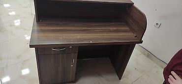 Ofis resepsiyon/iş masası – qəhvəyi ağac teksturalı MDF-laminate lalafo.az -da Ofis resepsiyon/iş masası – qəhvəyi ağac teksturalı MDF-laminate