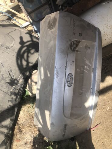 Qapılar: Hyundai acaent