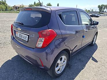 Продажа авто: Chevrolet Spark: 2016 г., 1 л, Вариатор, Бензин, Хэтчбэк — 5