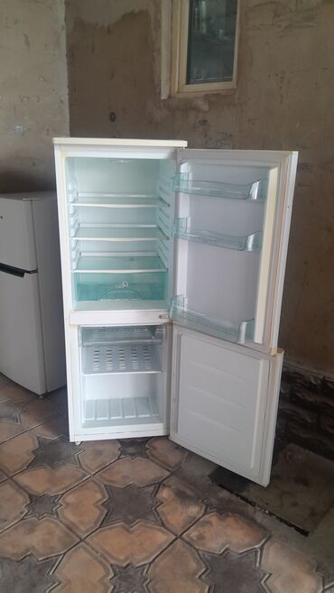 установка холодильника: Холодильник Двухкамерный