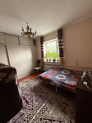 Продажа коттеджей и домов: 🏡 Продаётся участок с домом в Эркин-Тоо 2 📍 Тихий и перспективный — 7