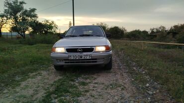 xacmazda ucuz avtomabiller: Opel Astra: 1.7 l | 1992 il Hetçbek