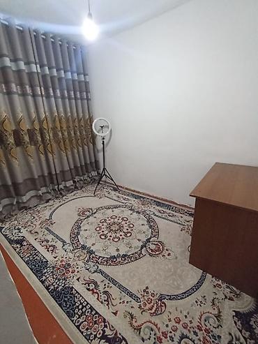 Продажа коттеджей и домов: 7 комнатная Продается двухэтажный кирпичный дом с просторным двором — 9