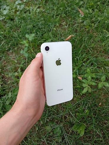 Apple iPhone: IPhone XR, белый Состояние идеальное АКБ 77 Фейс работают - Корпус — 8
