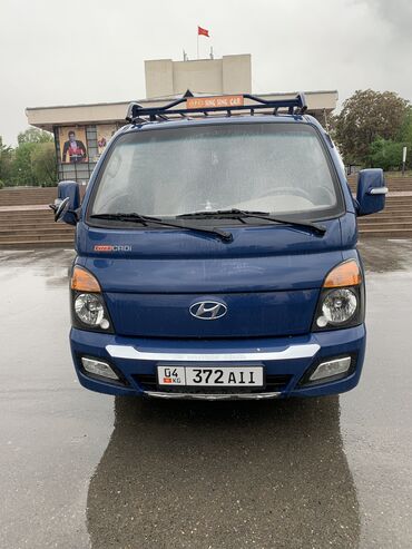 Hyundai: Hyundai Porter: 2018 г., 2.5 л, Автомат, Дизель, Бус