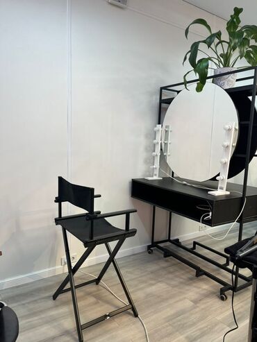 Парикмахеры: В салоне требуют сразу месяц вперёд? Не подходит? Если работаешь — 8