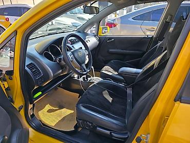 Honda: Honda Jazz: 2007 г., 1.4 л, Автомат, Бензин, Хэтчбэк — 9