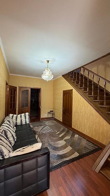 1 комнатка: 480 м², 6 комнат и более, Киргизия 1, Без животных — 4