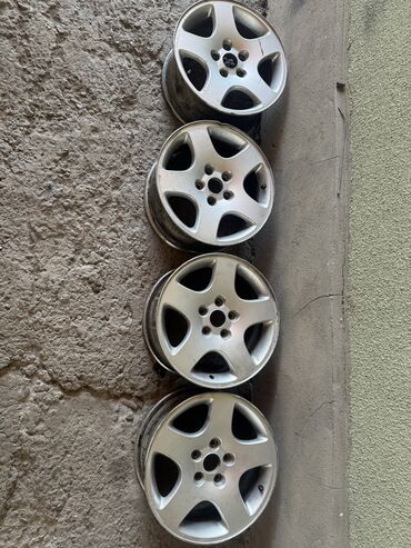 Диски: Диски R 16 Audi, Комплект, отверстий - 5