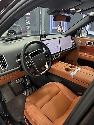 byd e3: Lixiang L7: 2025 г., 1.5 л, Автомат, Гибрид, Кроссовер — 5