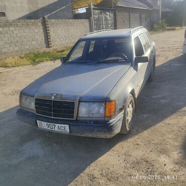 сапоги кирзовые: Mercedes-Benz W124: 1993 г., 3 л, Механика, Дизель, Универсал