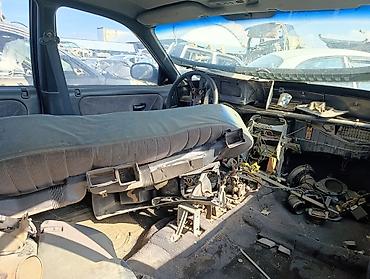 aimb g3: Hyundai Sonata (ок. середины 90‑х), седан, черный цвет. Автомобиль на — 4