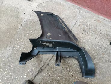 Auto delovi: Nosači zadnje police gepeka Lada Niva 21213,21214. Polovno, ocuvano — 11