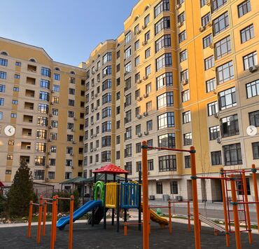 трех комнатные квартира куплю серии 105: 2 бөлмө, 50 кв. м, Элитка, 5 кабат, Евроремонт
