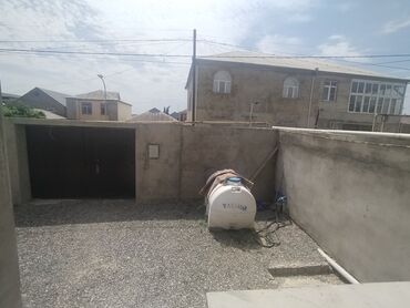 Həyət evləri və villaların satışı: 4 otaqlı, 195 kv. m, Kredit var, Orta təmir — 25
