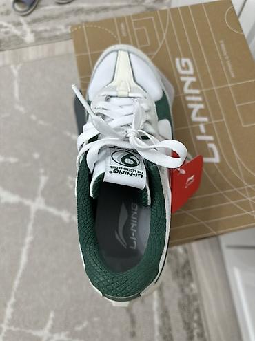 Кроссовки и спортивная обувь: Срочно продаётся Кроссовка Li-Ning 🤩 Новое 🆕 100% Оригинал ✅ брали за — 8
