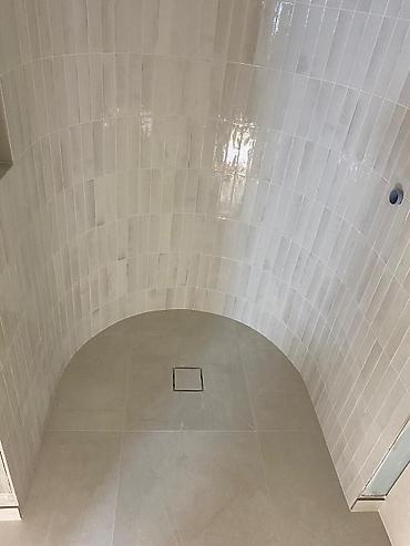 Укладка плитки: Резка плитки, Подготовка стен для укладки, Подготовка стен для грунтовки | Керамическая плитка, Керамогранитая плитка, Стеклянная плитка | Горизонтальная укладка, Вертикальная укладка, Диагональная укладка Больше 6 лет опыта — 3