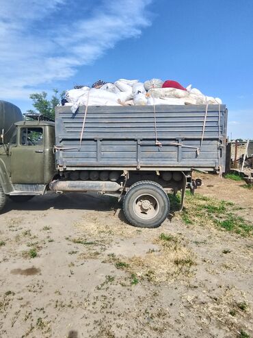 краски авто: Вывоз строй мусора, По городу, с грузчиком