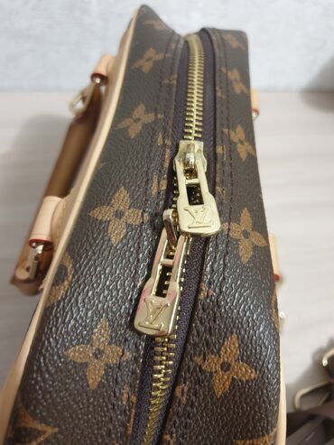 Классические сумки: Классическая сумка, Louis Vuitton, Материал: Натуральная кожа, Жёсткая конструкция, Женские — 6