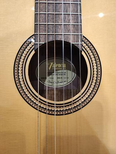 Gitaralar: Klassik gitara Model:Valencia VC 564 Üst:Sitka Spruce Qol: Amara — 2
