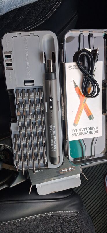 Telefon komputer sokmekcun nabor