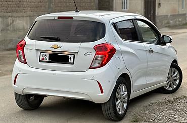spark 2018: Chevrolet Spark: 2015 г., Автомат, Бензин — 2