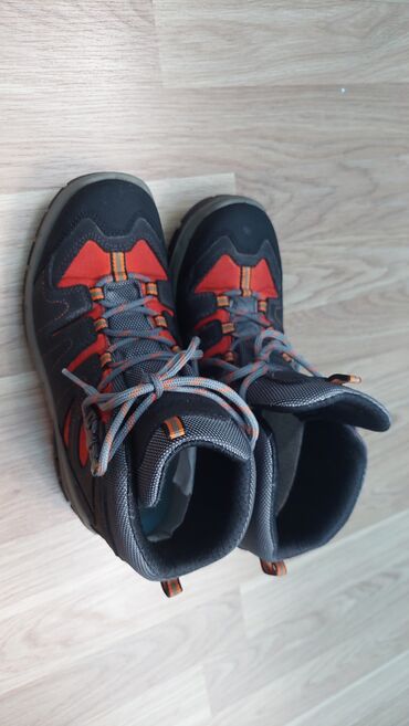 Krasofkalar və idman ayaqqabıları: 38 razmer Klepper krassovka botinkası. Möhkəm və keyfiyyətli -da lalafo.az — 3 Krasofkalar və idman ayaqqabıları: 38 razmer Klepper krassovka botinkası. Möhkəm və keyfiyyətli — 3