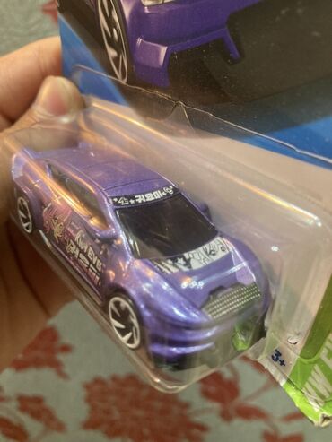 Avtomobil modelləri: Məhsul: Hot Wheels die-cast maşınları – EV mövzusu Dəst tərkibi: - — 15
