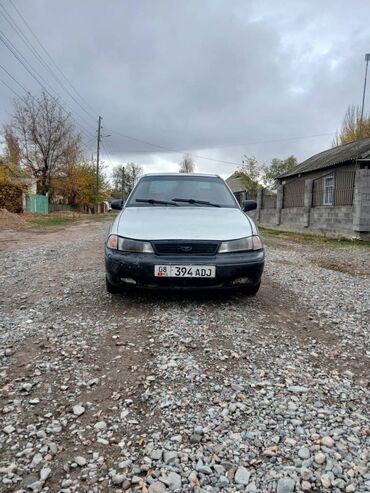 продаю или меняю на дом: Daewoo Nexia: 2000 г., Механика, Седан