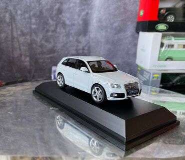 Avtomobil modelləri: Коллекционная модель AUDI Q5 PA White 2013 Schuco Scale 1:43 Art. — 15