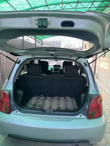 Toyota: Toyota ist: 2004 г., 1.3 л, Автомат, Бензин — 6