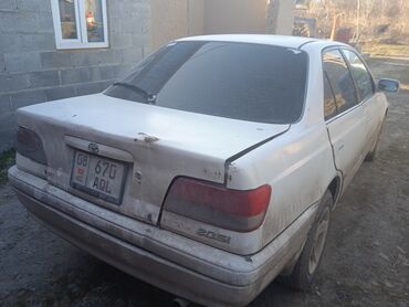 Toyota: Toyota Carina: 1997 г., 2 л, Автомат, Бензин, Седан