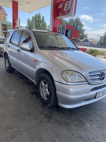 срочно продаю в связи с переездом: Mercedes-Benz M-Class: 2000 г., 3.2 л, Автомат, Бензин, Кроссовер