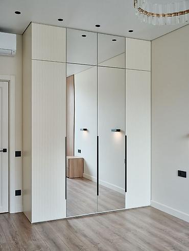 Шифоньеры, шкафы для одежды: Шифоньер, шкаф для одежды, Новый, МДФ — 32