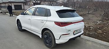 BYD: BYD E2: 2024 г., Автомат, Электромобиль, Хэтчбэк — 3