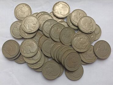 tap az 50 qepik: 50 штук-25 манат 
50 eded-25 azn