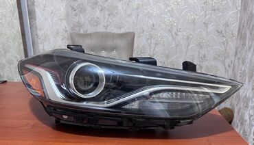 Faralar: Sağ, Yaxın və uzaq vuran işıqlar Hyundai, 2017 il, Orijinal, ABŞ, İşlənmiş
