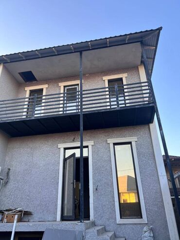 полу дом: Таунхаус, 160 м², 4 комнаты, Агентство недвижимости, ПСО (под самоотделку)