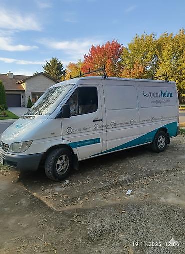 Легкий грузовой транспорт: Легкий грузовик, Mercedes-Benz — 2