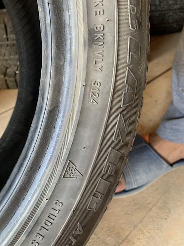 Унаа: Комплект зимних шин без шипов, 4 шт. - Размер: 215/55 R17 - Индекс — 6