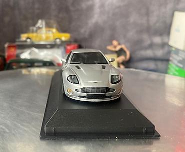 model 1: Aston Martin, 2004 il, 1:43, Dəmir, Ödənişli çatdırılma — 10