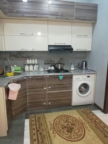 Həyət evləri və villaların satışı: 5 otaqlı, 210 kv. m, Yeni təmirli