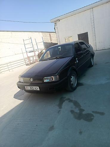 чехол для паспорта: Volkswagen Passat: 1991 г., Седан — 3