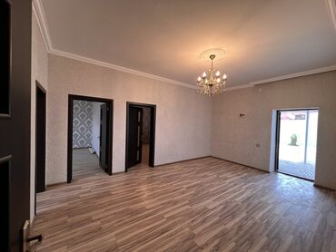 Həyət evləri və villaların satışı: 4 otaqlı, 110 kv. m — 2