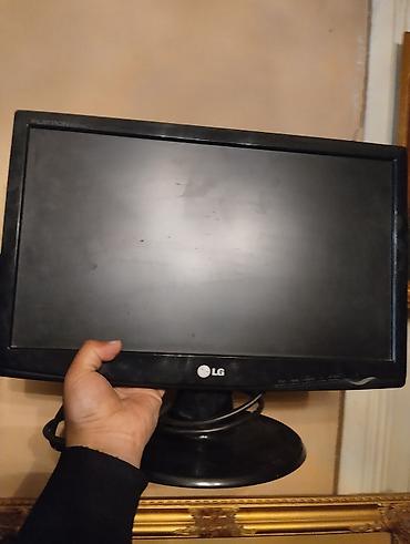 165 ekran tv: LG Flatron LCD monitor - Ekran diaqonalı: təxminən 19" (şəkilə — 1
