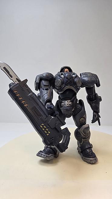tony montana: StarCraft II – Tychus Findlay (Terran Marine) Фигурка от DC Unlimited — 3